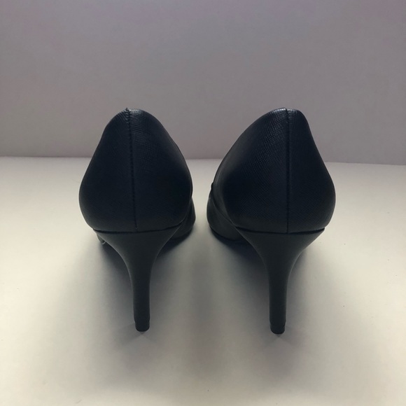 NIB Charles by Charles David Pumps - Picture 4 of 4